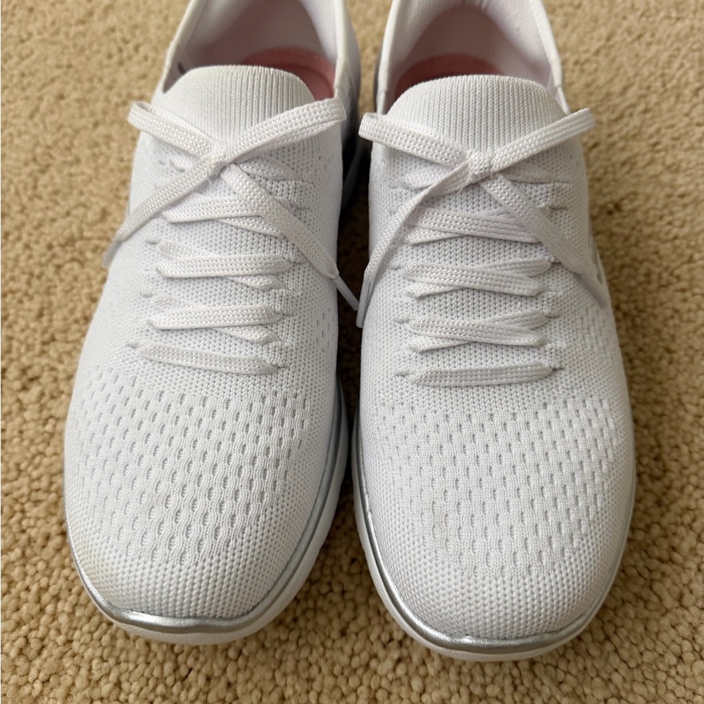 Skechers White Knit Lace-Up Sneakers with Pink Insoles - Picture 3 of 4